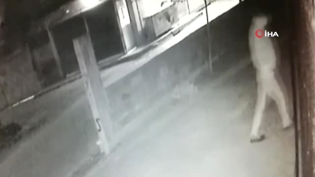 Spor Çantasıyla 18 Tavuğu Böyle Çaldı