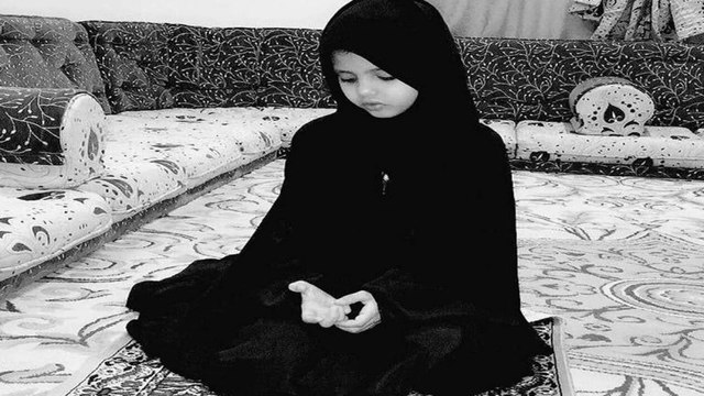 كلمات مؤثرة من والد دانة القحطاني بعد دفنها