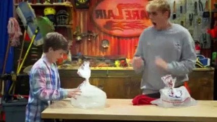 Bizaardvark S01E19 - Paige's Birthday Is Gonna Be Great