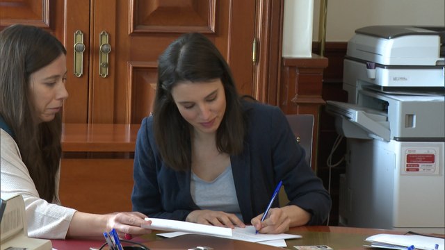 Irene Montero acude al Congreso para presentar su credencial