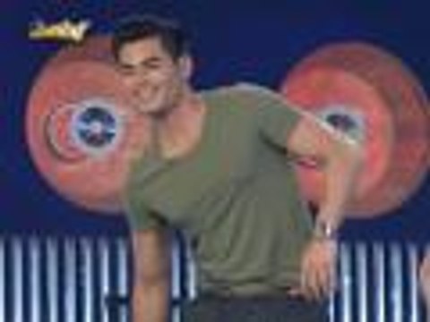 Fabio, pinagbigyan ang 'Take It Off' request ng madlang people