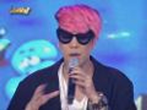 Piling ng saging at kakanin ibinigay ng isang security guard at fan kay Vice