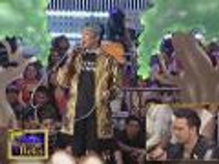Vice Ganda shows off his rope-jumping prowess
