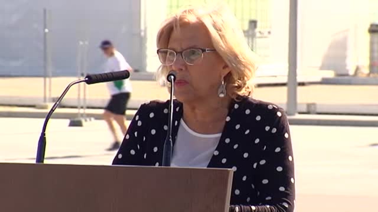 Carmena: "Estamos orgullosos de tener un club como el Atlético en el corazón de Madrid"