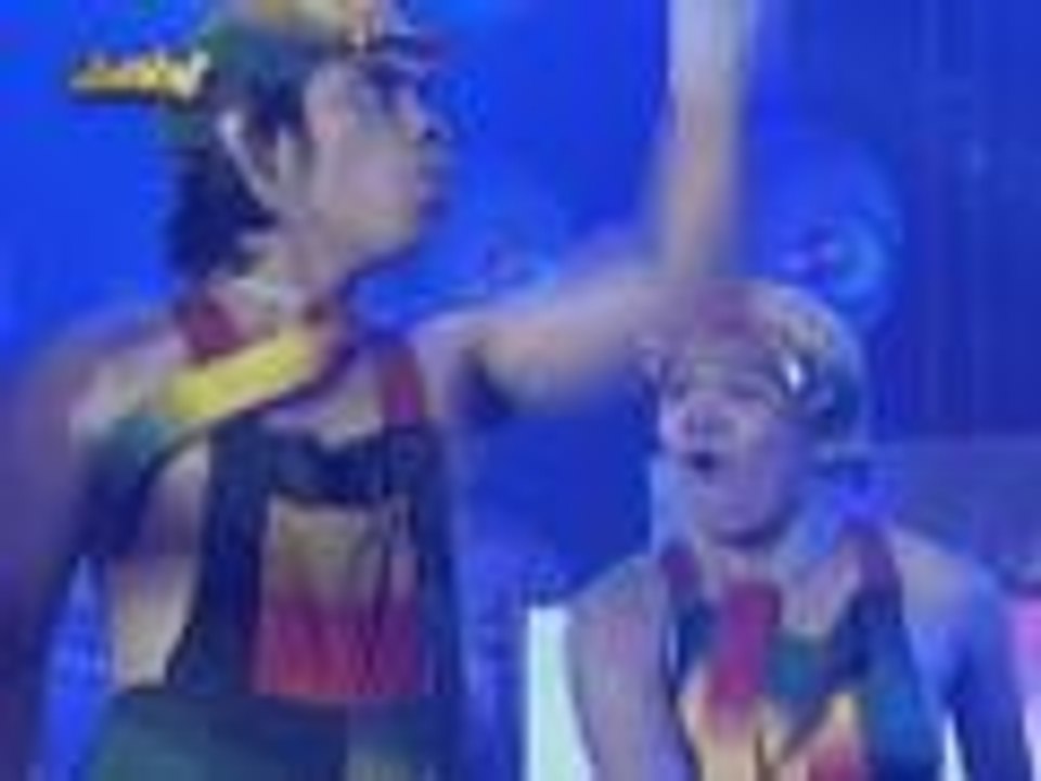 Ang nakaka-aliw na performance ni Mama's Boyz sa PINASikat