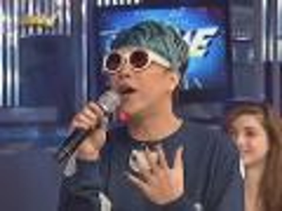It's a Thankful Thursday for the Showtime Hosts