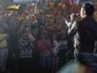 Jhong shares the Showtime stage with Rico Blanco