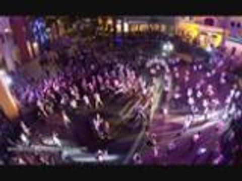 The making of John Prats' flash mob proposal to Isabel Oli