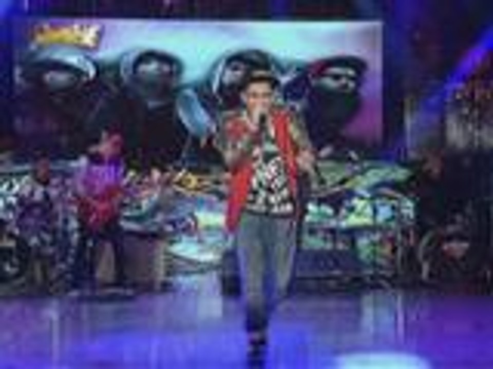 RapsTeddy birthday performance with Abra and Loonie