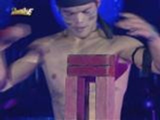 Makapigil hinigang acrobatic performance ni Jack Dilan sa PINASikat