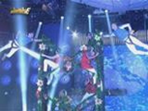 Vice Ganda nahilo sa snowflakes performance nila Karylle, Vhong at Jhong