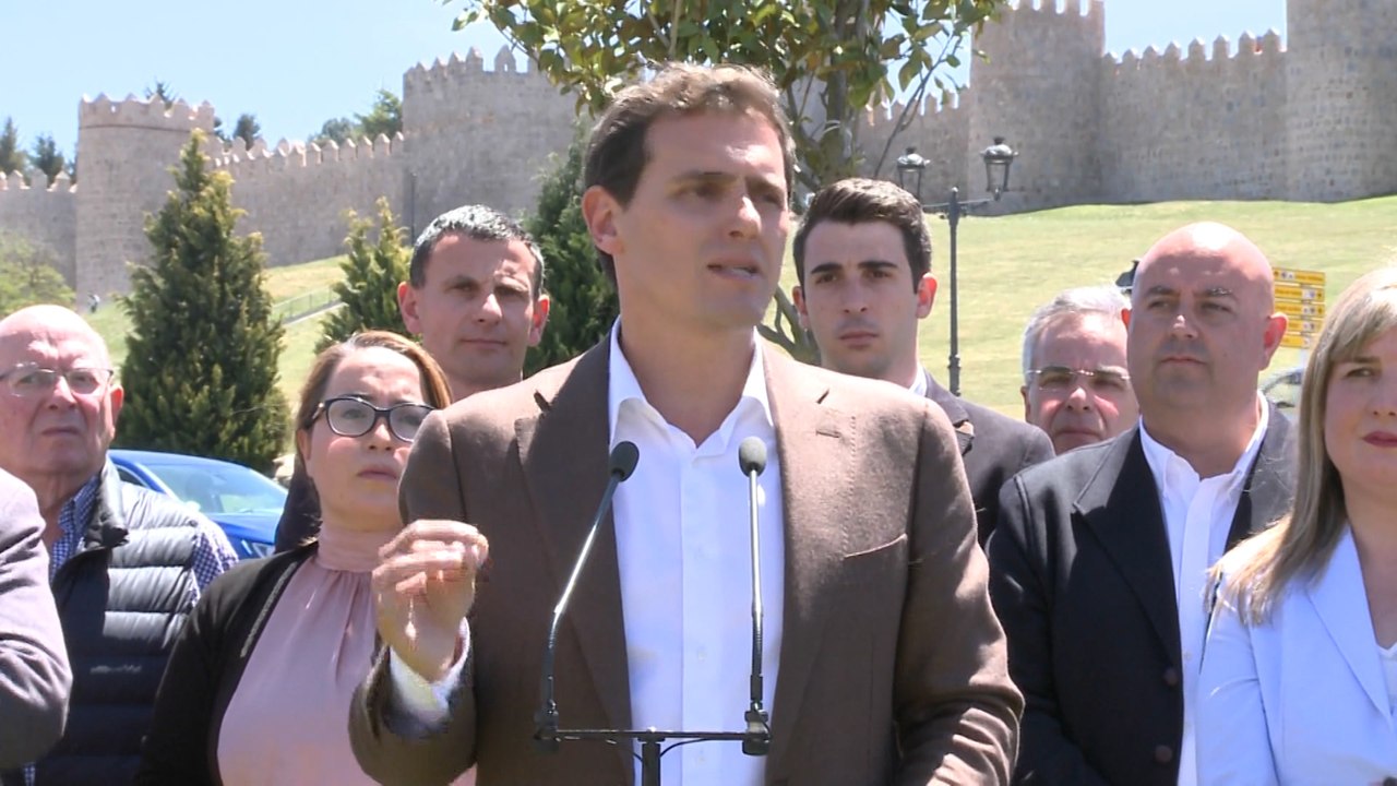 Rivera visita Ávila