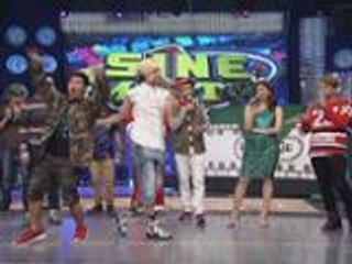 Download Video: It's Showtime hosts namigay ng regalo sa madlang people!