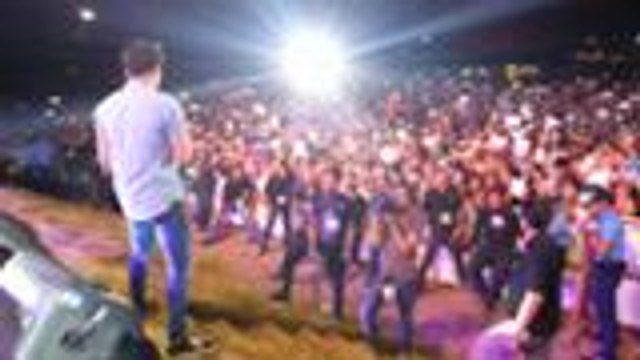 WATCH: Daniel Padilla sings Hinahanap-Hanap Kita in Pampanga Road Tour