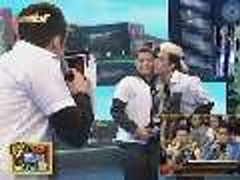 Jhong at Vice nag cheeks to cheeks
