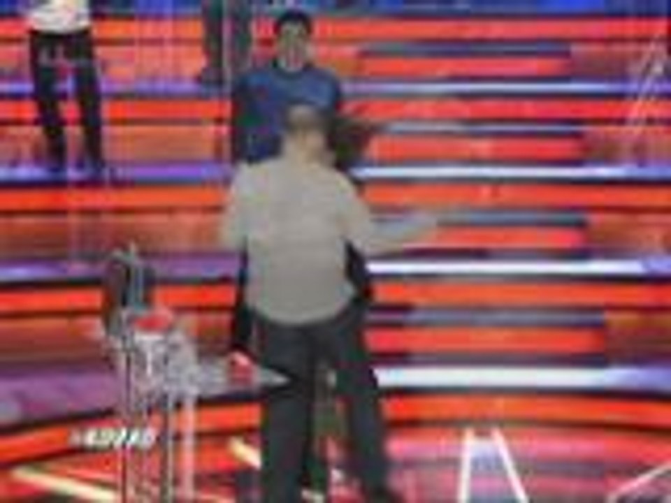 Rez Cortez, nagpasiklab bilang dancer sa Kapamilya Deal Or No Deal