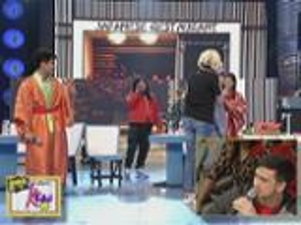 Vice Ganda humataw ng Zumba kasama ang mga madlang artista