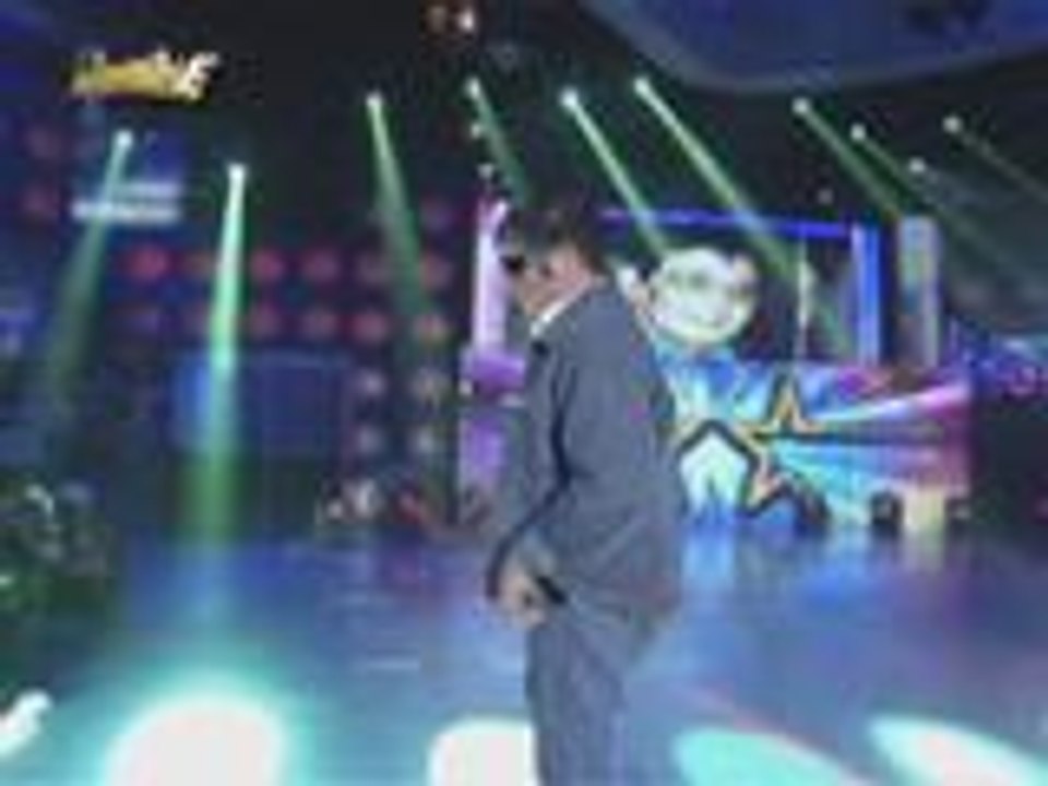 Kalokalike ni FPJ itinodo ang angulong Da King sa It's Showtime