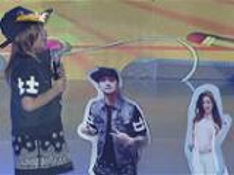 Ka-face at ka-sounds din ba ni Billy Crawford angkanyang Mini Me?