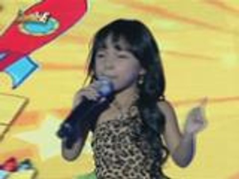 Mini Me ni Katy Perry itinodo ang pag ROAR sa It's Showtime