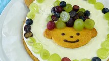 Grape Tart (with a face) ぶどうタルト（顔つき）