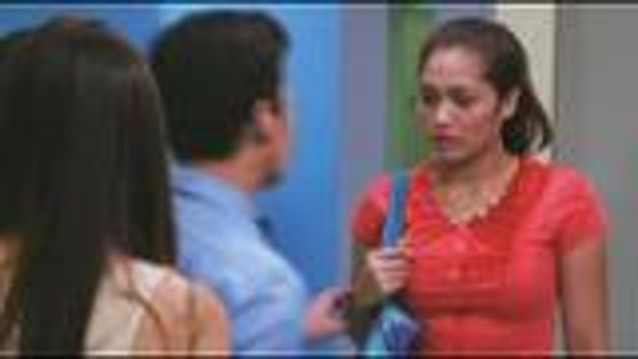 Chloe, binuhusan si Corrine ng coffee