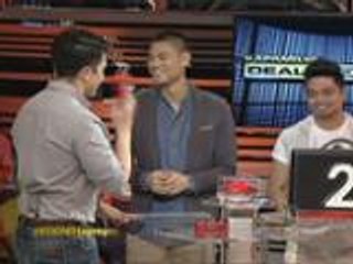 Nyoy at JayR, kinantahan si banker para sa mataas na offer