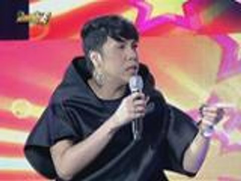 Tagasaan daw ang first boyfriend ni Vice Ganda?