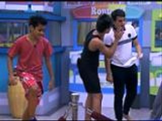 PBB 737 Uncut: Dream Team, nag-practice dance steps para sa "One Last Time"