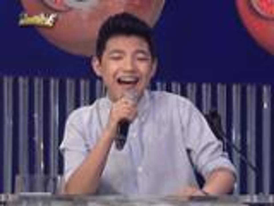 Darren Espanto ibinirit ang "Chandelier"