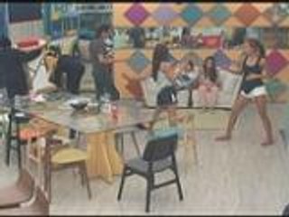 Housemates, napaindak sa pagpasok ni Zeus