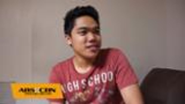 The Search for Pastillas Girl's perfect match: Roses or Tulips