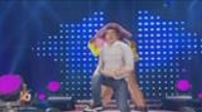 Luis, Alex and Robi in a 'Pabebe' performance