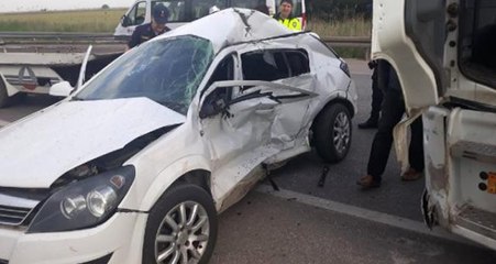 Kırmızı Işıkta Geçen Kamyon, Otomobile Çarptı! 1 Ölü, 1 Yaralı