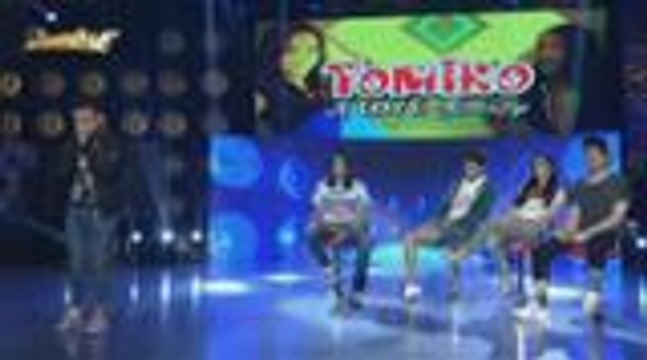 Edgar Allan Guzman sings Kahit Maputi Na Ang Buhok Ko