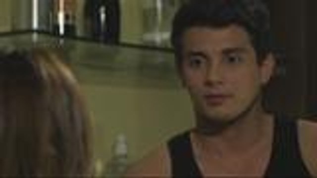 Muling nagdampi ang mga labi ni Oscar at Sari