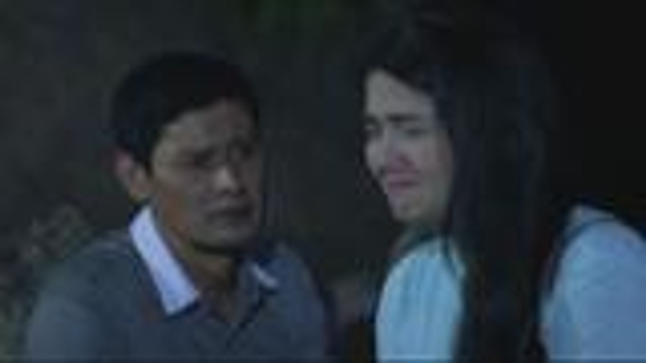 Alfonso kisses Michelle
