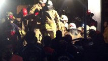 Başakşehir'de çöken istinat duvarının altında kalan 1 kişinin cesedine ulaşıldı