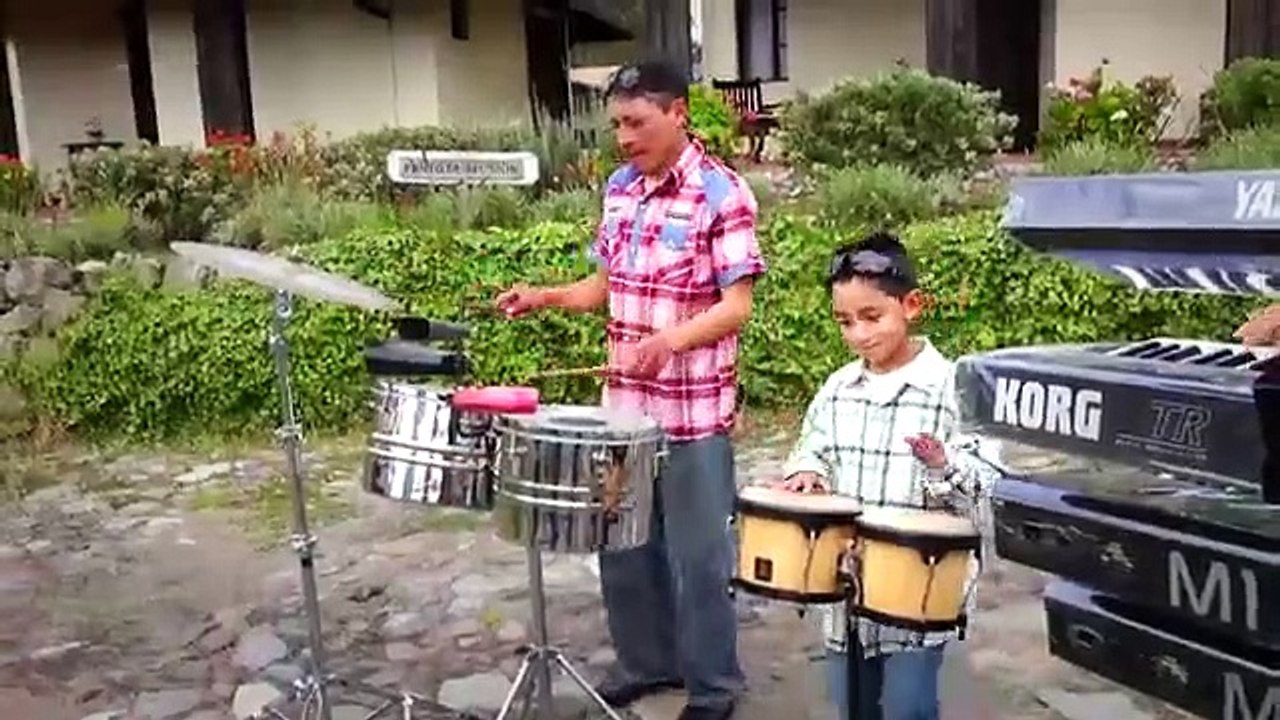 ECUA CHICHA MIX: ROCK STAR; LOS ZHUNAULAS; LOS MAGOS INTERNACIONAL; LOLITA ECHEVERRIA; EL LOJANITO &  ANGELITO FT. FREDDY ALEXANDER