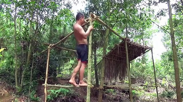 Primitive Life-Primitive Technology Used-Boiled Water With Herbs!
