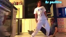 verónica lozano bailando La Cobra de Jimena Barón con su hija Antonia