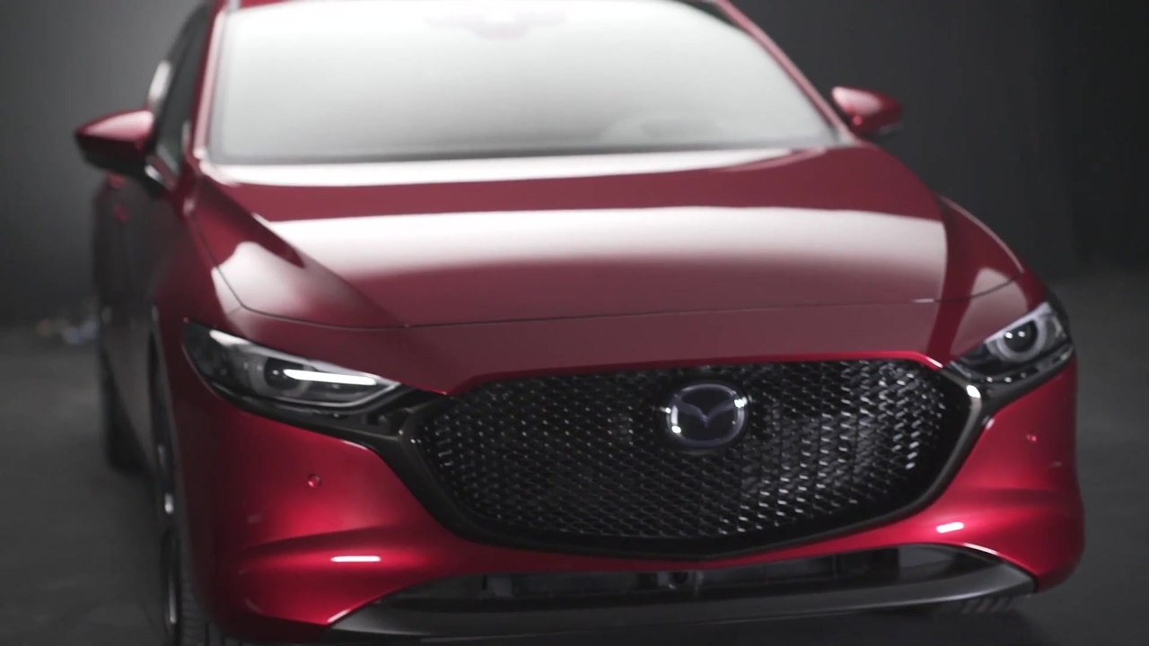 Starfotograf Rankin setzt neuen Mazda3 in Szene