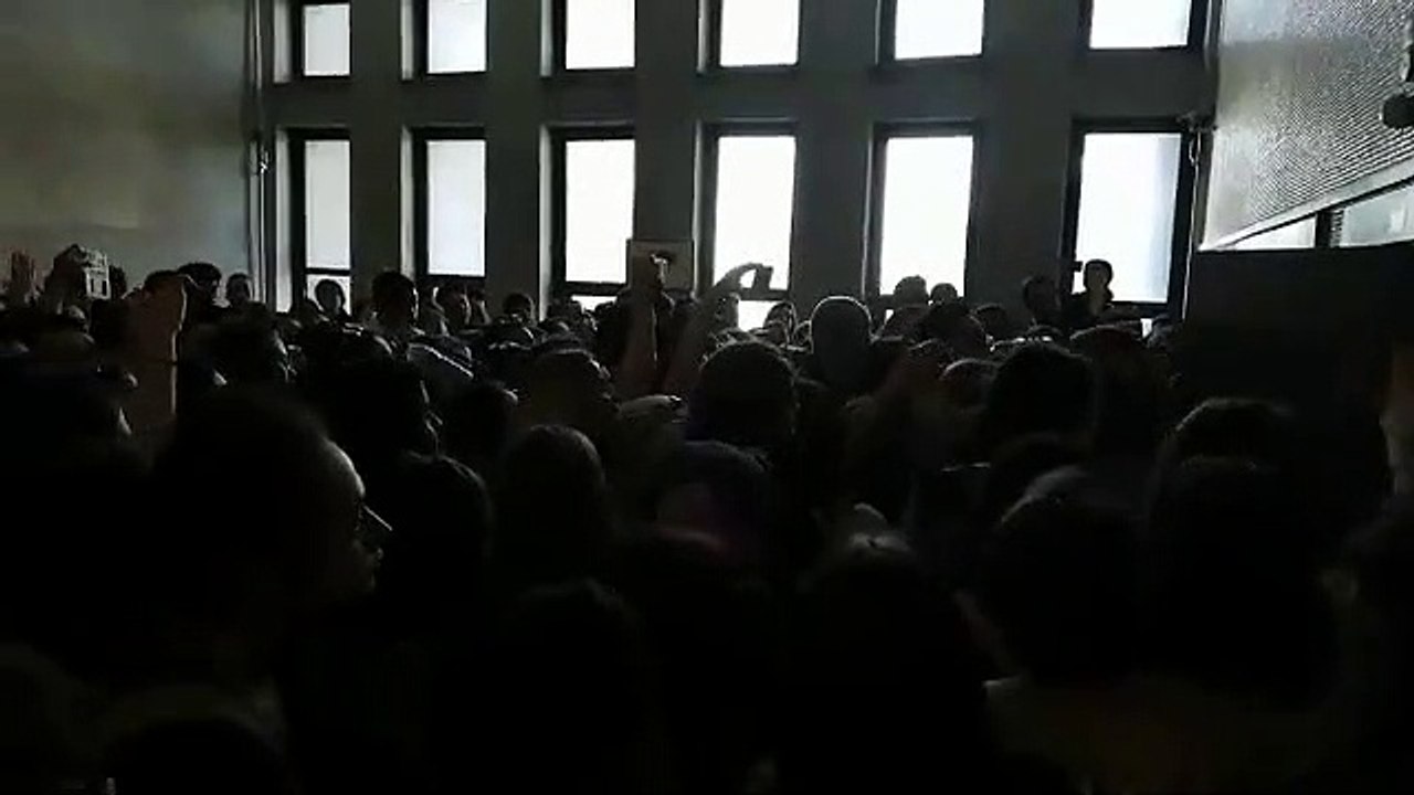 Şule Çet davasına destek için gelenler mahkeme salonuna sığmadı