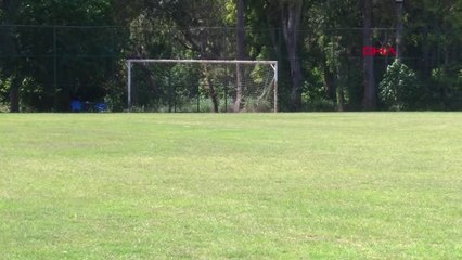 Adana 12 Çocuk, Kulüpten Çaldıkları Forma ve Kramponlarla Maç Yaparken Yakalandı