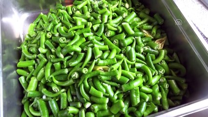 İmece usulü kurulan sofralarda 5 bin kişi iftar yapıyor - AFYONKARAHİSAR