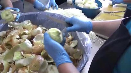 İmece Usulü Kurulan Sofralarda 5 Bin Kişi İftar Yapıyor