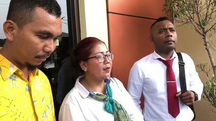 Begini Permintaan Ibunda Kriss Hatta Kepada Hilda