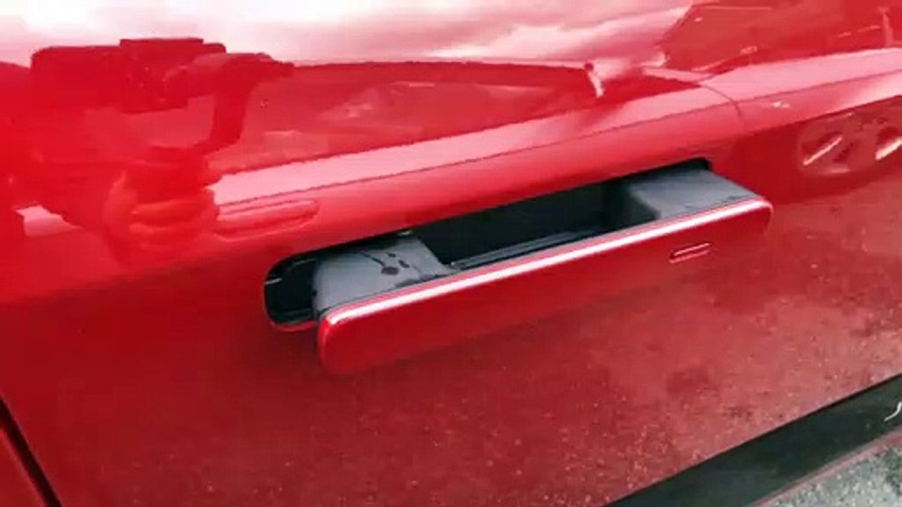 Jaguar iPace EV Interior/ Exterior Close-ups & Review - UK Jaguar i-Pace SUV Leasing @CarLease UK