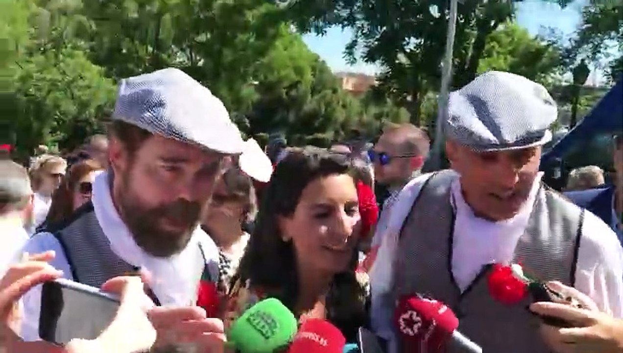 Vox le canta un chotis a la alcaldesa de Madrid Madrid, Madrid, Madrid, Carmena ya poco te queda aquí