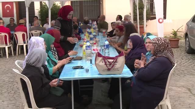 Başkan Dündar İftar Yemeği Dağıttı
